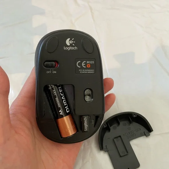 Logitech wireless mouse - Picture 5 of 6